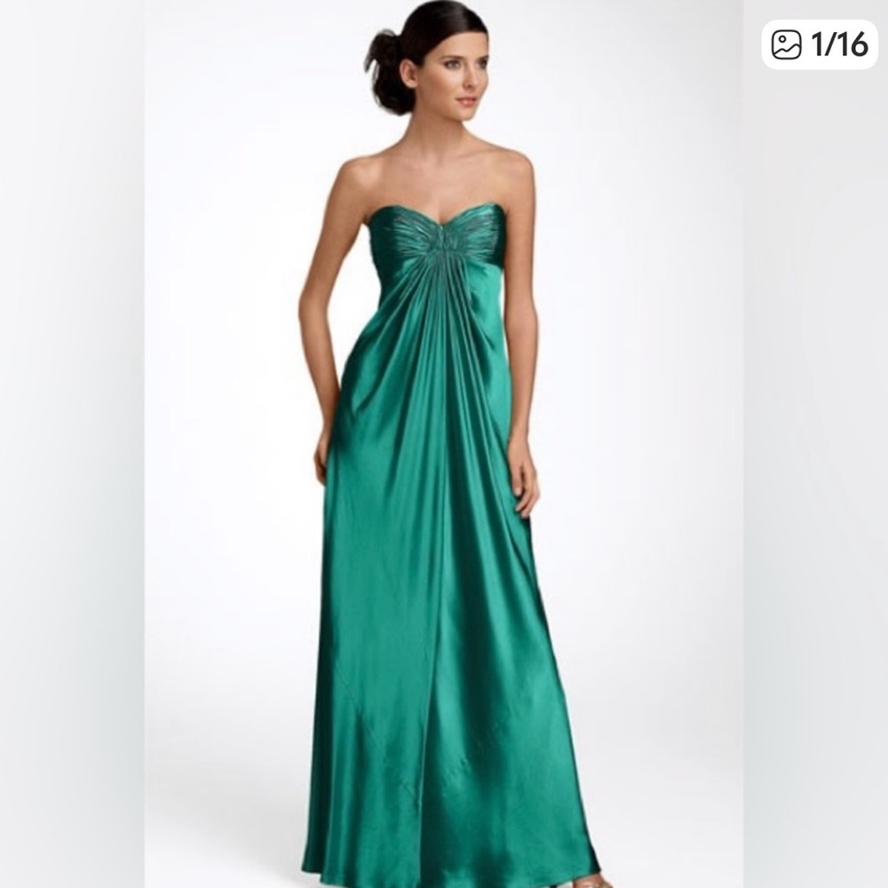 Laundry by design Elegant Strapless Green Gown
